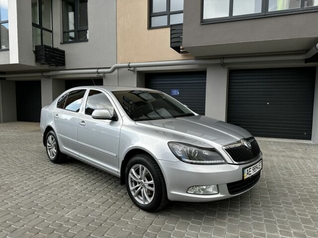 Серый Шкода Октавия, объемом двигателя 1.8 л и пробегом 370 тыс. км за 8200 $, фото 1 на Automoto.ua