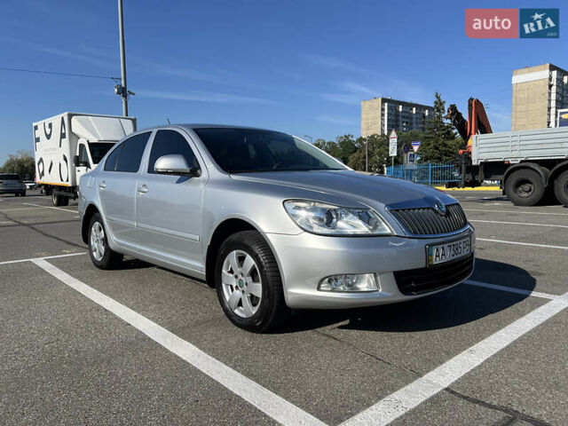 Сірий Шкода Октавія, об'ємом двигуна 1.8 л та пробігом 99 тис. км за 9700 $, фото 1 на Automoto.ua