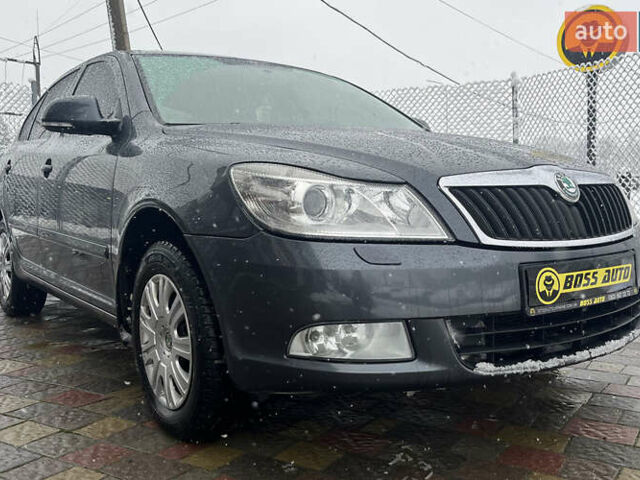 Сірий Шкода Октавія, об'ємом двигуна 1.8 л та пробігом 182 тис. км за 8600 $, фото 1 на Automoto.ua