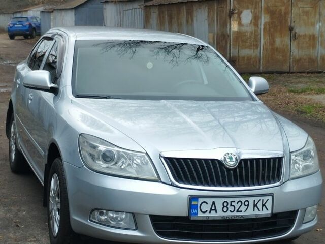 Сірий Шкода Октавія, об'ємом двигуна 1.6 л та пробігом 269 тис. км за 8700 $, фото 1 на Automoto.ua