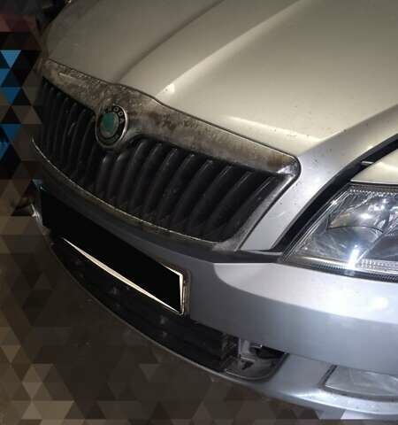 Сірий Шкода Октавія, об'ємом двигуна 1.8 л та пробігом 101 тис. км за 4500 $, фото 1 на Automoto.ua