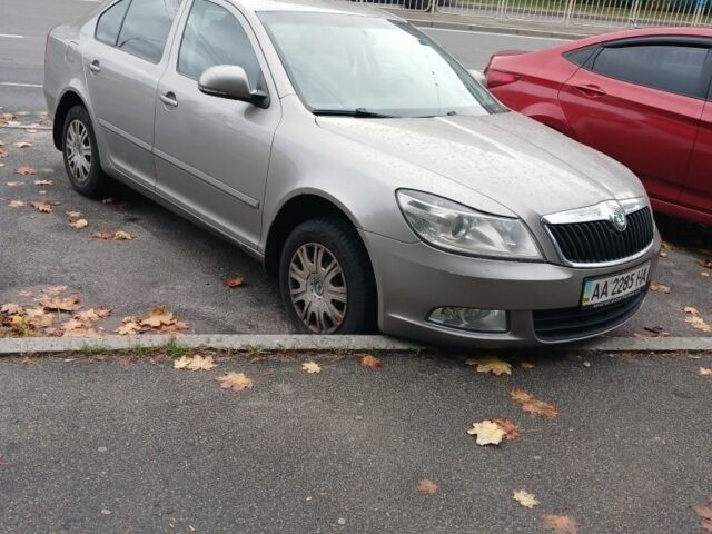 Шкода Октавия 2012 в Киеве на Automoto.ua Серый Шкода Октавия, объемом двигателя 1.8 л и пробегом 314 тыс. км за 6700 $, фото 1 на Automoto.ua