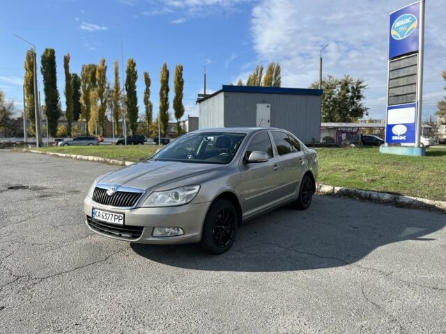 Серый Шкода Октавия, объемом двигателя 1.8 л и пробегом 260 тыс. км за 7850 $, фото 1 на Automoto.ua