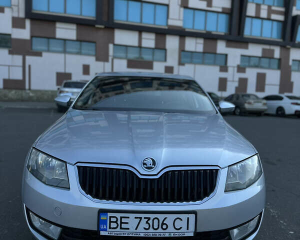 Серый Шкода Октавия, объемом двигателя 1.8 л и пробегом 172 тыс. км за 10000 $, фото 1 на Automoto.ua