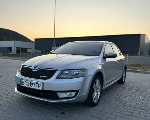 Серый Шкода Октавия, объемом двигателя 1.6 л и пробегом 228 тыс. км за 10400 $, фото 1 на Automoto.ua