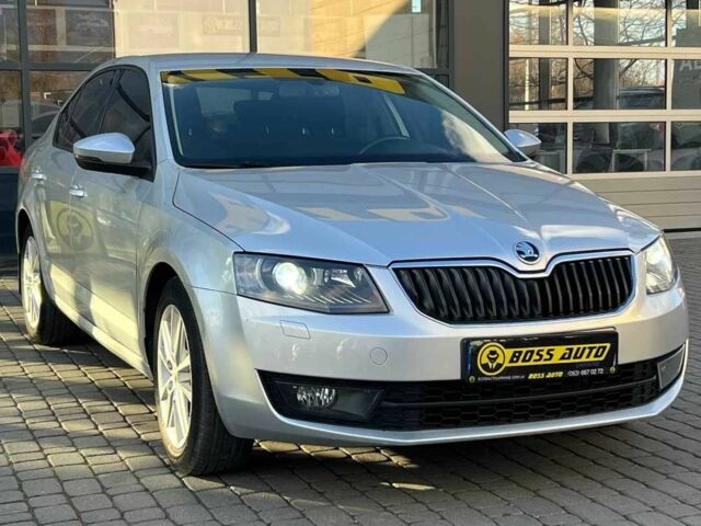 Серый Шкода Октавия, объемом двигателя 2 л и пробегом 246 тыс. км за 12500 $, фото 1 на Automoto.ua