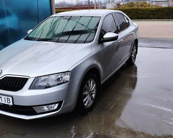 Серый Шкода Октавия, объемом двигателя 1.6 л и пробегом 246 тыс. км за 11100 $, фото 1 на Automoto.ua