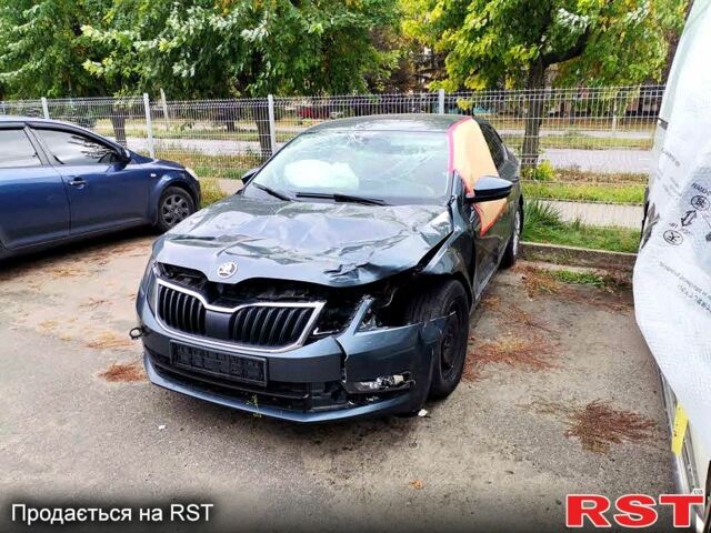 Сірий Шкода Октавія, об'ємом двигуна 1.8 л та пробігом 215 тис. км за 7800 $, фото 1 на Automoto.ua