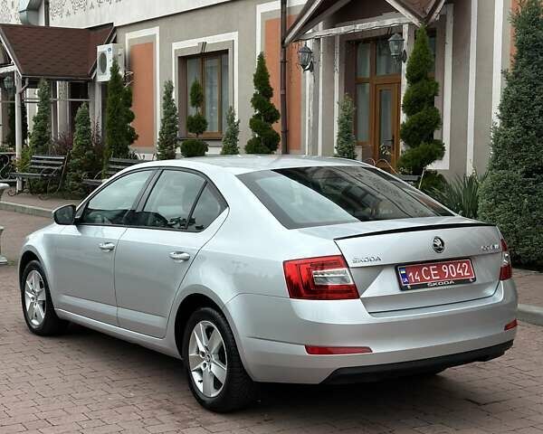 Сірий Шкода Октавія, об'ємом двигуна 1.6 л та пробігом 190 тис. км за 11999 $, фото 1 на Automoto.ua