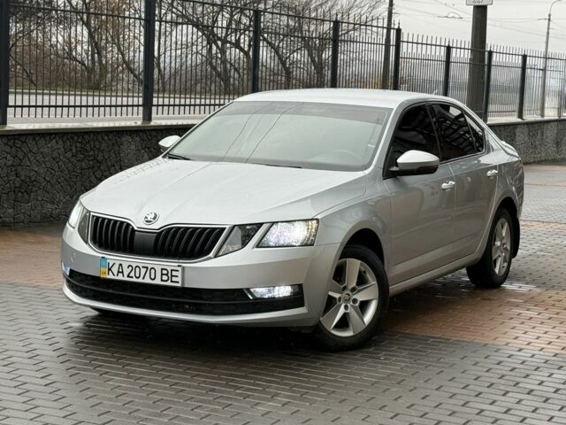 Сірий Шкода Октавія, об'ємом двигуна 1.8 л та пробігом 162 тис. км за 13999 $, фото 1 на Automoto.ua