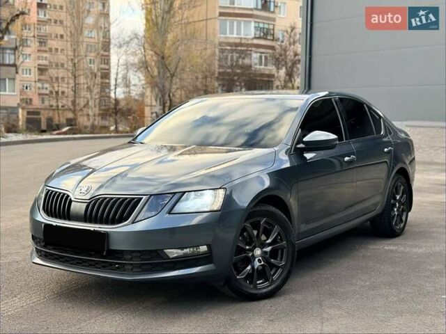 Серый Шкода Октавия, объемом двигателя 1.4 л и пробегом 162 тыс. км за 11900 $, фото 1 на Automoto.ua