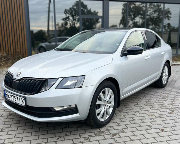 Сірий Шкода Октавія, об'ємом двигуна 1.97 л та пробігом 217 тис. км за 13000 $, фото 1 на Automoto.ua