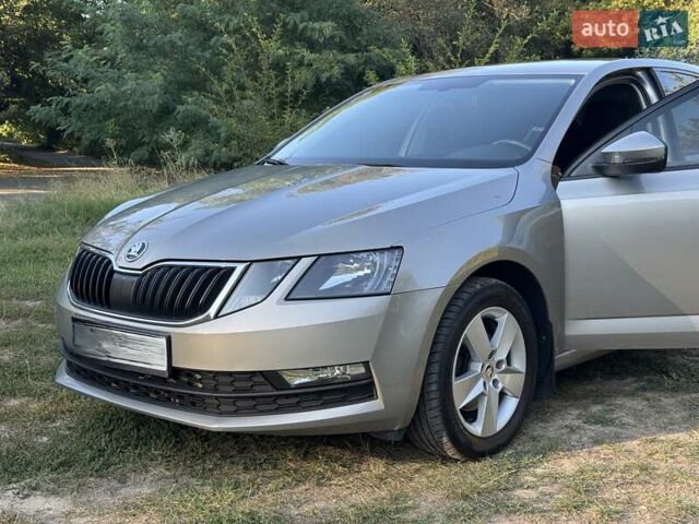Серый Шкода Октавия, объемом двигателя 1.4 л и пробегом 103 тыс. км за 18500 $, фото 1 на Automoto.ua