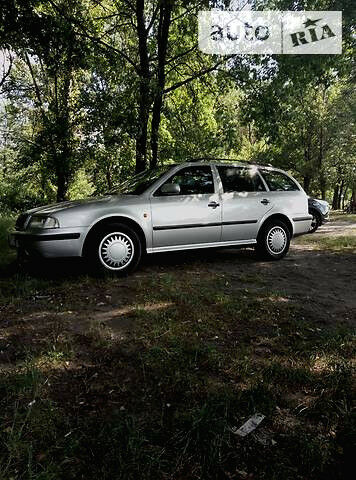 Сірий Шкода Октавія, об'ємом двигуна 1.9 л та пробігом 275 тис. км за 2749 $, фото 1 на Automoto.ua