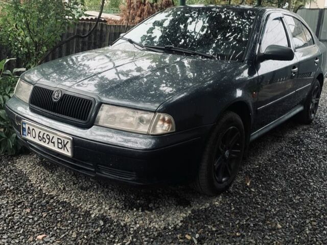 Синий Шкода Октавия, объемом двигателя 1.9 л и пробегом 397 тыс. км за 2700 $, фото 1 на Automoto.ua