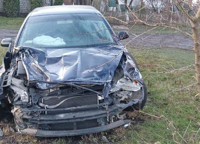 Синий Шкода Октавия, объемом двигателя 1.9 л и пробегом 350 тыс. км за 1500 $, фото 1 на Automoto.ua