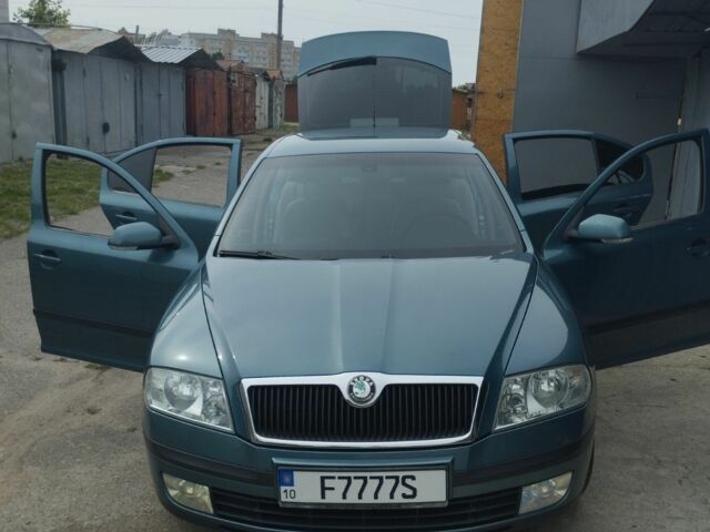 Синий Шкода Октавия, объемом двигателя 0 л и пробегом 22 тыс. км за 6000 $, фото 1 на Automoto.ua