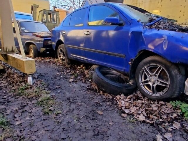 Синій Шкода Октавія, об'ємом двигуна 0 л та пробігом 148 тис. км за 1100 $, фото 1 на Automoto.ua