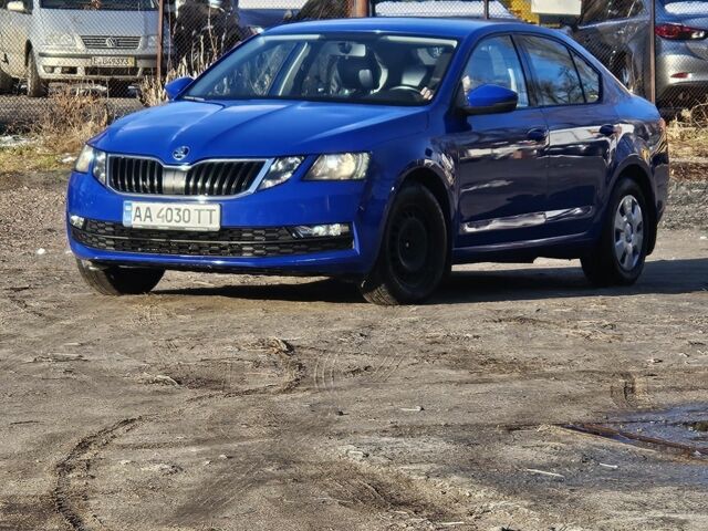 Синий Шкода Октавия, объемом двигателя 1.6 л и пробегом 184 тыс. км за 17500 $, фото 1 на Automoto.ua