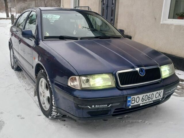 Синий Шкода Октавия, объемом двигателя 1.6 л и пробегом 217 тыс. км за 2500 $, фото 1 на Automoto.ua