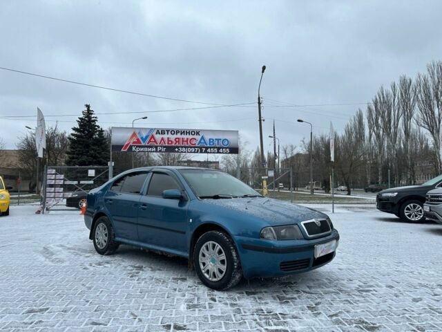 Синій Шкода Октавія, об'ємом двигуна 1.6 л та пробігом 340 тис. км за 5900 $, фото 1 на Automoto.ua