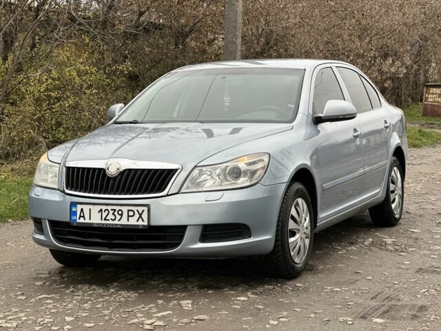 Синий Шкода Октавия, объемом двигателя 1.6 л и пробегом 254 тыс. км за 7200 $, фото 1 на Automoto.ua