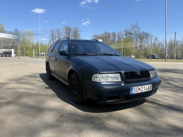 Синий Шкода Октавия, объемом двигателя 1.9 л и пробегом 300 тыс. км за 1500 $, фото 1 на Automoto.ua