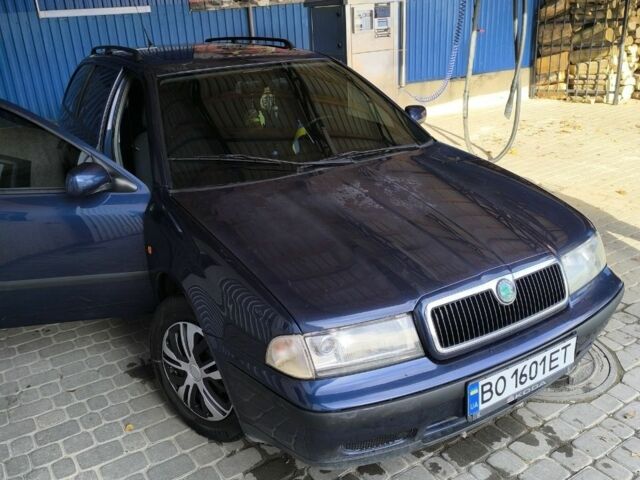 Синий Шкода Октавия, объемом двигателя 1.6 л и пробегом 280 тыс. км за 2900 $, фото 1 на Automoto.ua