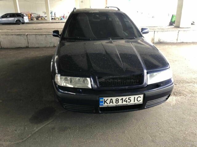 Синий Шкода Октавия, объемом двигателя 2 л и пробегом 250 тыс. км за 3500 $, фото 1 на Automoto.ua
