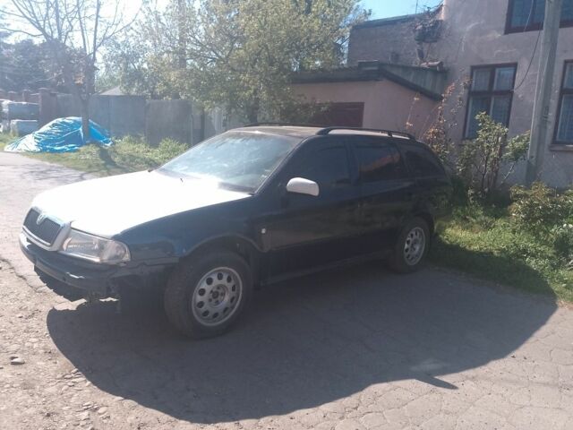 Синий Шкода Октавия, объемом двигателя 0 л и пробегом 400 тыс. км за 1999 $, фото 1 на Automoto.ua