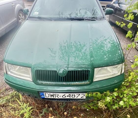 Синий Шкода Октавия, объемом двигателя 1.9 л и пробегом 300 тыс. км за 606 $, фото 1 на Automoto.ua
