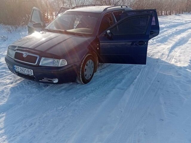 Синий Шкода Октавия, объемом двигателя 1.6 л и пробегом 295 тыс. км за 3650 $, фото 1 на Automoto.ua