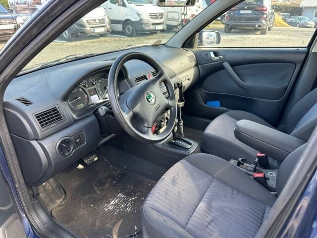 Синий Шкода Октавия, объемом двигателя 0 л и пробегом 240 тыс. км за 2300 $, фото 1 на Automoto.ua