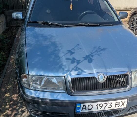 Синий Шкода Октавия, объемом двигателя 1.9 л и пробегом 3 тыс. км за 3000 $, фото 1 на Automoto.ua