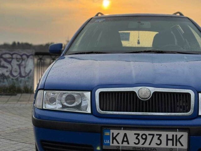 Синий Шкода Октавия, объемом двигателя 1.9 л и пробегом 240 тыс. км за 3700 $, фото 1 на Automoto.ua