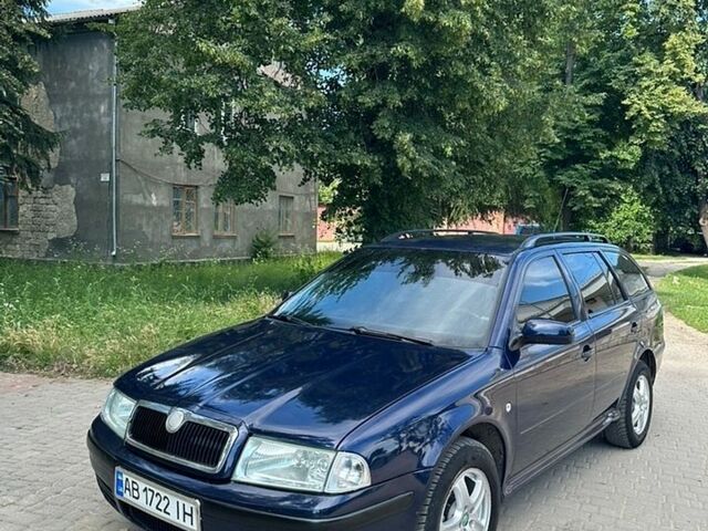 Синий Шкода Октавия, объемом двигателя 1.9 л и пробегом 366 тыс. км за 3250 $, фото 1 на Automoto.ua