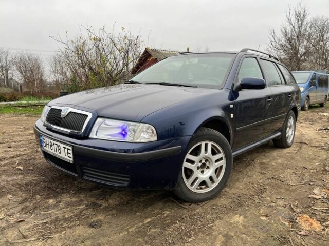 Синій Шкода Октавія, об'ємом двигуна 1.6 л та пробігом 296 тис. км за 5900 $, фото 1 на Automoto.ua