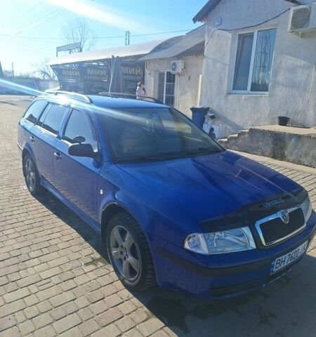 Синий Шкода Октавия, объемом двигателя 1.9 л и пробегом 315 тыс. км за 4200 $, фото 1 на Automoto.ua