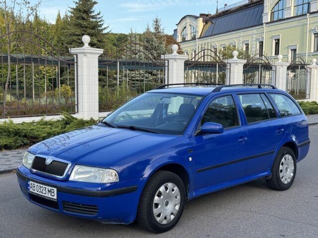 Синій Шкода Октавія, об'ємом двигуна 0 л та пробігом 198 тис. км за 3901 $, фото 1 на Automoto.ua