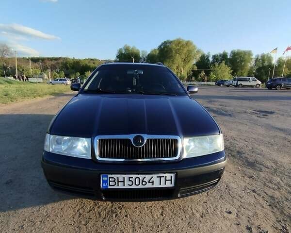 Синий Шкода Октавия, объемом двигателя 1.78 л и пробегом 230 тыс. км за 5500 $, фото 1 на Automoto.ua