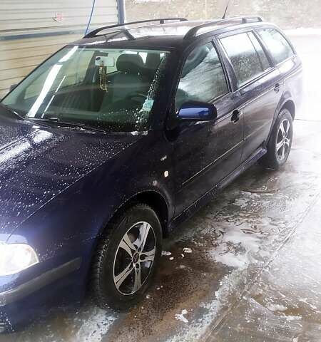 Синій Шкода Октавія, об'ємом двигуна 1.6 л та пробігом 220 тис. км за 4999 $, фото 1 на Automoto.ua