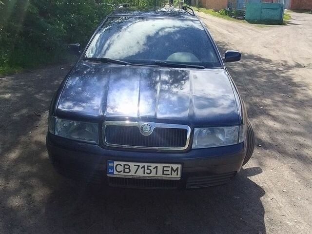 Синий Шкода Октавия, объемом двигателя 1.6 л и пробегом 304 тыс. км за 4700 $, фото 1 на Automoto.ua