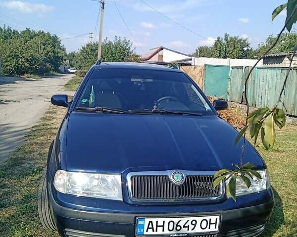 Синий Шкода Октавия, объемом двигателя 1.6 л и пробегом 220 тыс. км за 5800 $, фото 1 на Automoto.ua