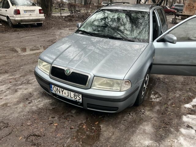 Синий Шкода Октавия, объемом двигателя 1.9 л и пробегом 380 тыс. км за 2700 $, фото 1 на Automoto.ua