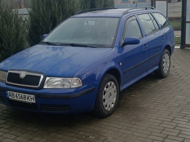 Синий Шкода Октавия, объемом двигателя 1.6 л и пробегом 270 тыс. км за 6200 $, фото 1 на Automoto.ua