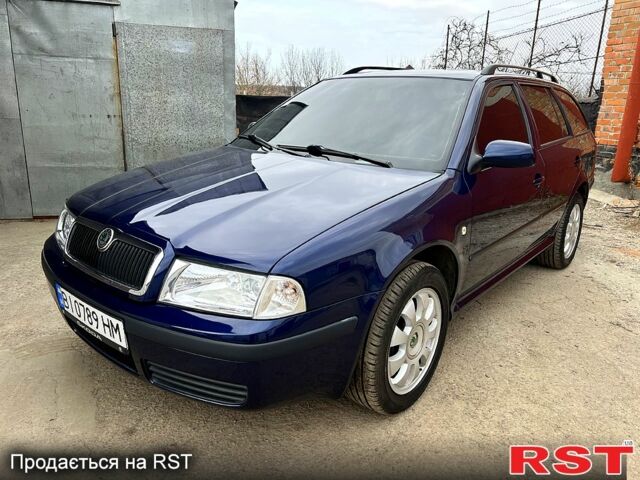 Синий Шкода Октавия, объемом двигателя 1.6 л и пробегом 240 тыс. км за 5200 $, фото 1 на Automoto.ua