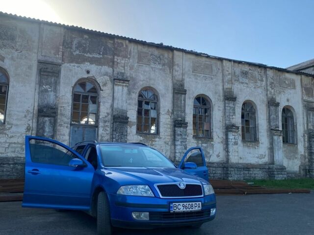 Синий Шкода Октавия, объемом двигателя 1.6 л и пробегом 280 тыс. км за 5500 $, фото 1 на Automoto.ua