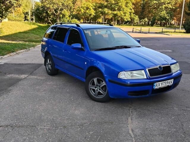 Синій Шкода Октавія, об'ємом двигуна 1.6 л та пробігом 320 тис. км за 4990 $, фото 1 на Automoto.ua