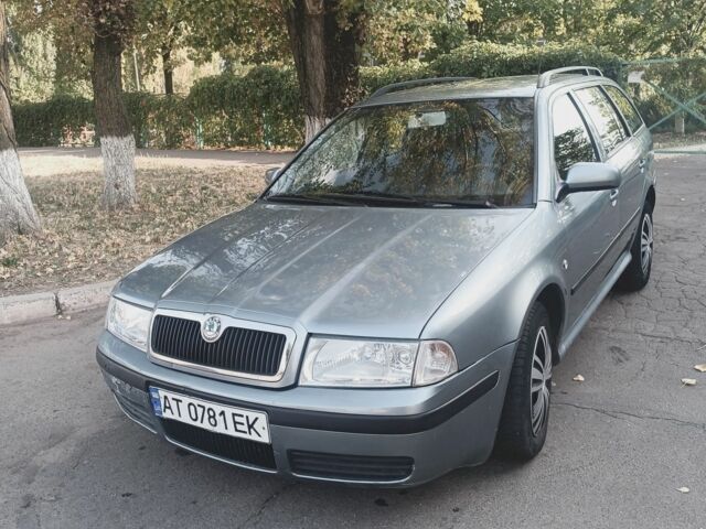 Синий Шкода Октавия, объемом двигателя 0 л и пробегом 260 тыс. км за 3700 $, фото 1 на Automoto.ua