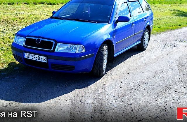 Синий Шкода Октавия, объемом двигателя 1.6 л и пробегом 206 тыс. км за 4600 $, фото 1 на Automoto.ua